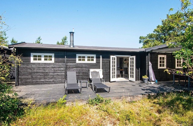 5 person holiday home in Ulfborg-By Traum