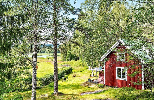 5 person holiday home in LÖGDEÅ