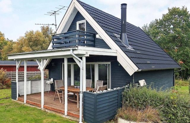 5 person holiday home in Frørup