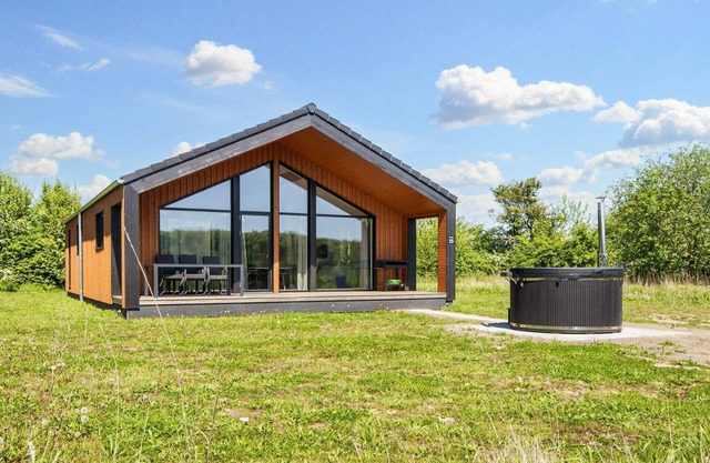5 star holiday home in Augustenborg-By Traum