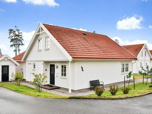 5 star holiday home in ENGELSVIKEN, cleaning included