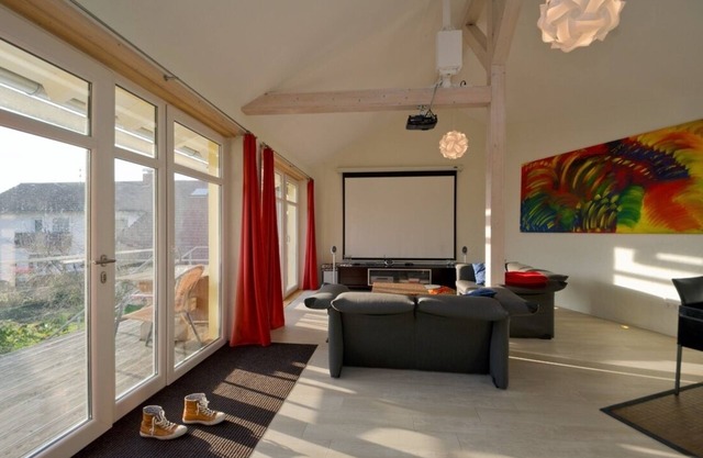 5-star loft apartment, honeymoon suite