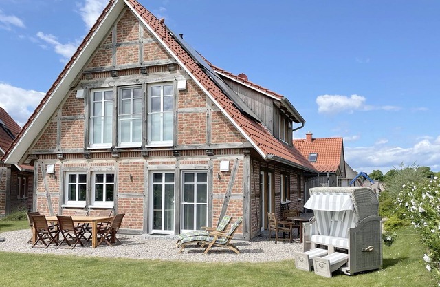 5-star luxury half-timbered house in a perfect location