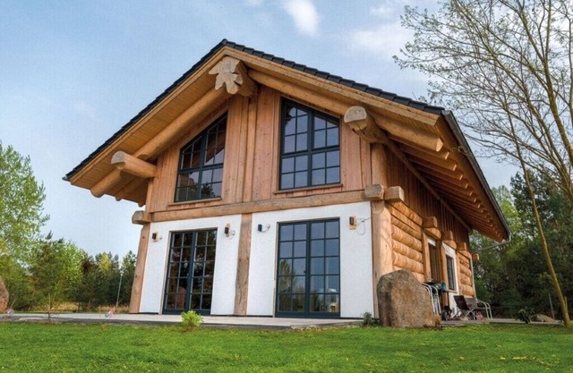 5-star luxury log cabin at the Gröbern lakeside resort