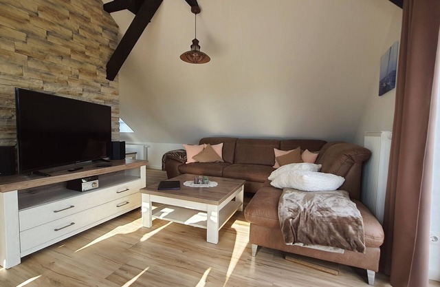 5 star vacation apartment Dewichow with water view & WLAN - Ferienwohnung Dewichow