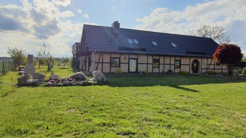 5 Sterne Ferienwohnung Dewichow mit Wasserblick & WLAN