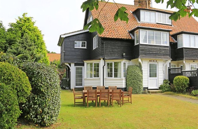 5 The Bays - Four Bedroom House, Sleeps 8