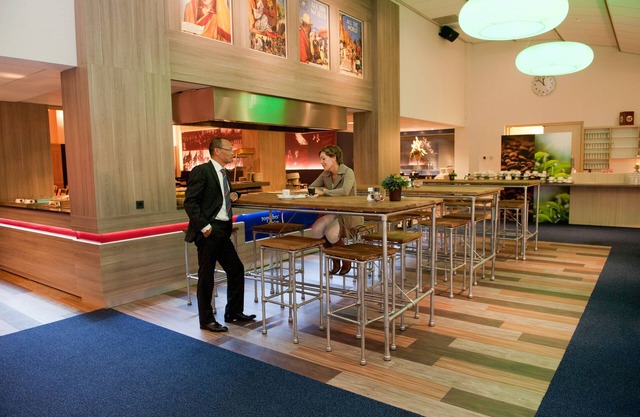 50/50 Hotel Belmont