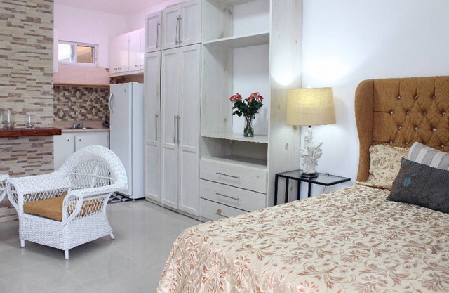 Bungalow Cozy At The Beach Town 