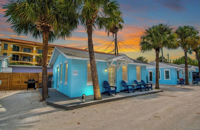 50 Steps to Beach, Family Friendly, Heated Pool
