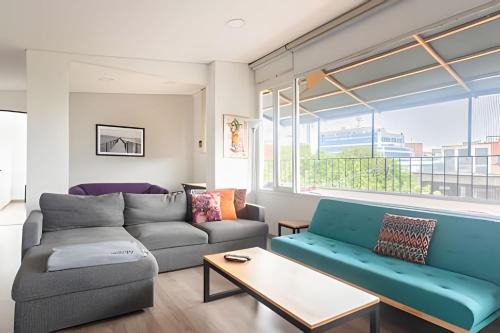 501 · Bright, stylish Terrace Apt 5 min to T zone Andino