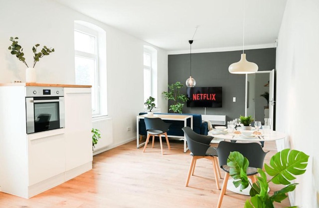 50qm Apartment in Krefeld zentral gelegen mit hohen Decken - BEUYS Apartments - Krefeld