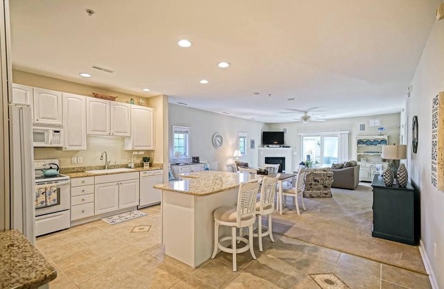 513 Summerlyn (3rd Floor), 34297 Summerlyn: 3 BR, 2 BA in Lewes, Sleeps 6