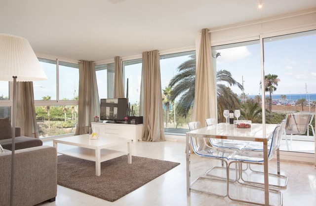 518 - Beachfront Apartment I