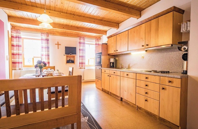 52qm-große Nichtraucher-Wohnung im Dachgeschoss
