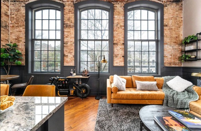 547 Cherry # 201 - The Rookery - Luxe Property