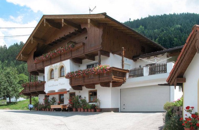 55 m² Apartment ∙ 2 bedrooms ∙ 4 guests