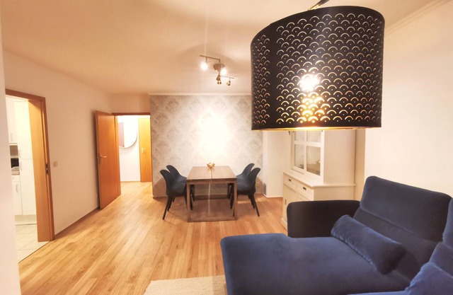 55m² apartment for 1-2 people, modern and stylishly furnished, with free parking