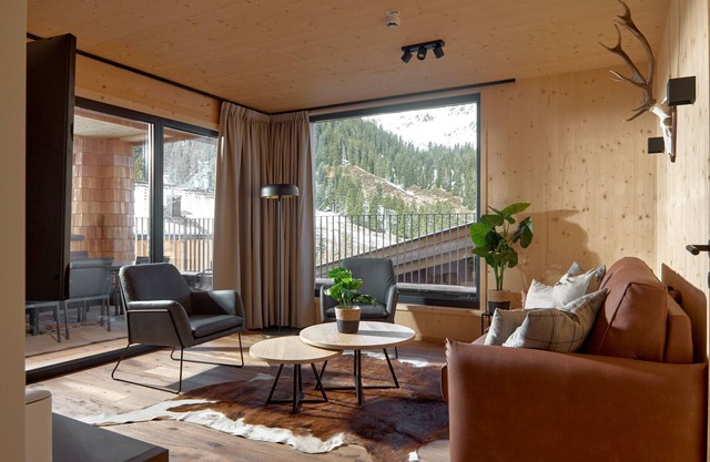 5807 Alm-Lodge set Ski-in-out