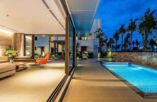 5BDR Villa in 5-Star Compound @Beach + Breakfast