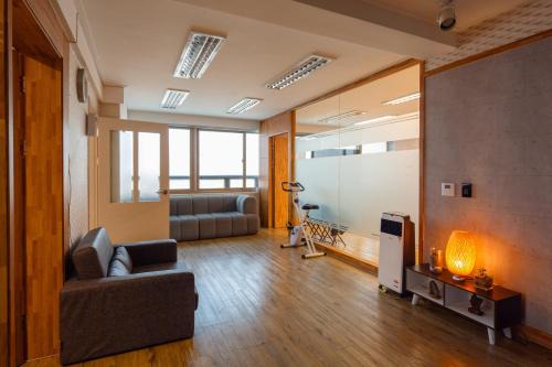 5br Family house, near Gangnam, Coex 17min, private house