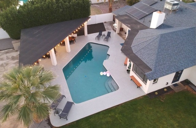 5BR Resort-Style Oasis|2 Primary's|Cabana|GameRoom