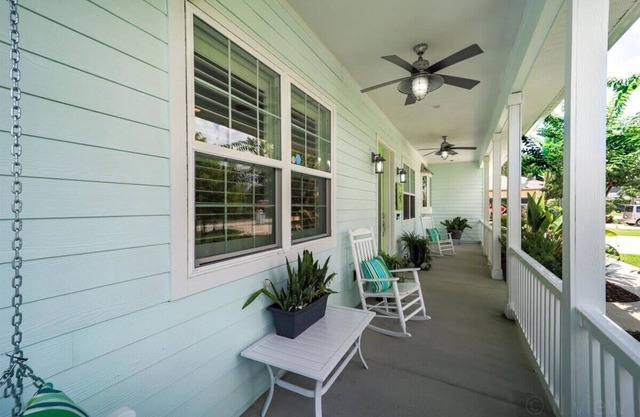 5BR Retreat | Heated Pool, Spa, Bikes, Views!