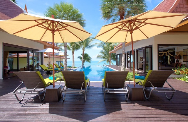 5BR Tropical Beachfront Villa | Lipa Noi Beach
