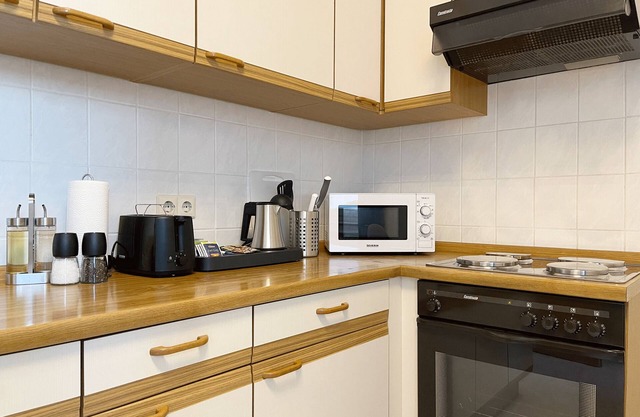6-bed Apartments for fitters I home2share