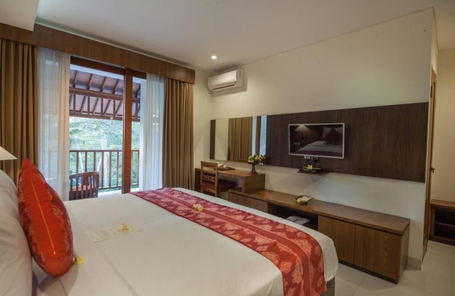 6 Bed Room Valley Villa With Infinity Pool+Breakfast+Kitchen