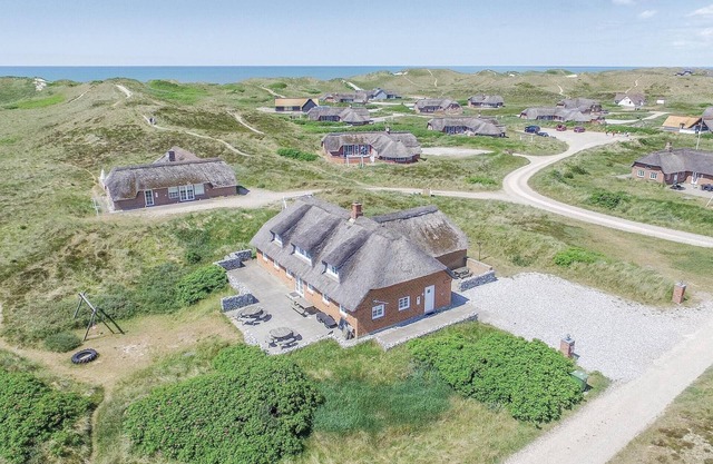 6 bedroom awesome home in Ringkøbing