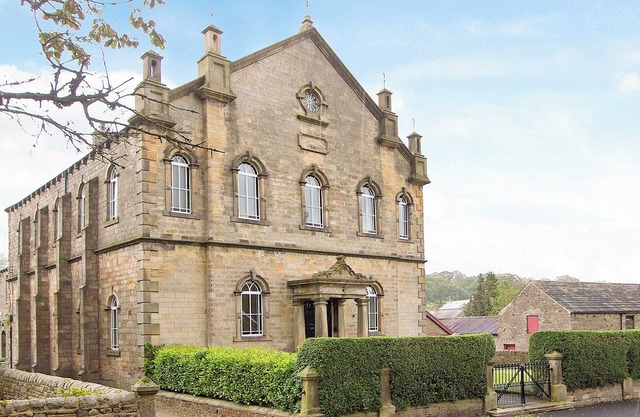 6 bedroom accommodation in Middleton-in-Teesdale
