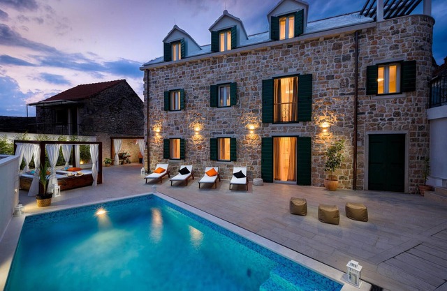 6 bedroom stunning home in Donji Humac