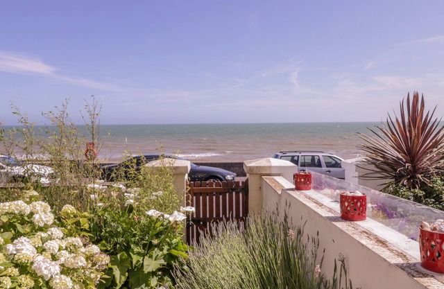 6 Gloster Terrace