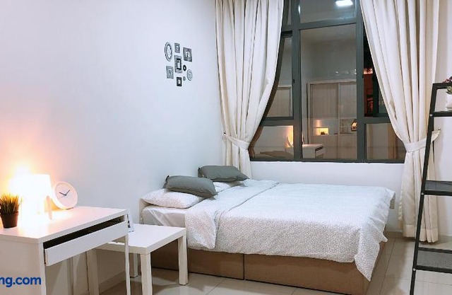 (6)Heart of Petaling Jaya near LRT line 5