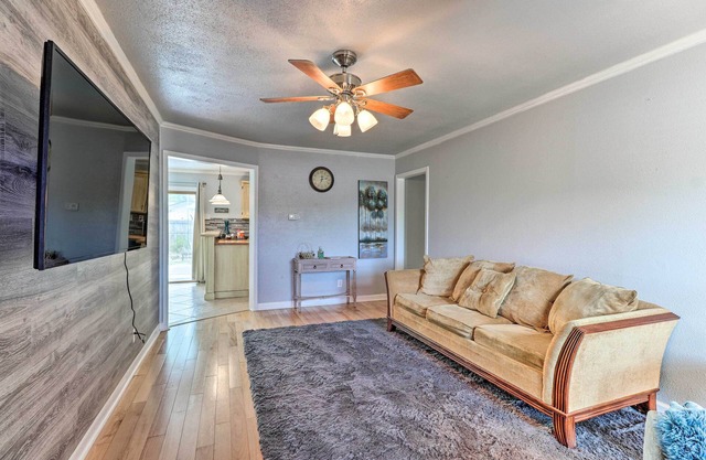 6 Mi to Fort Hood & Universities: Killeen Home