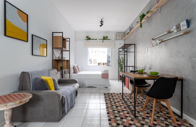 6 minutes from Ipanema beach and close to the underground | J804