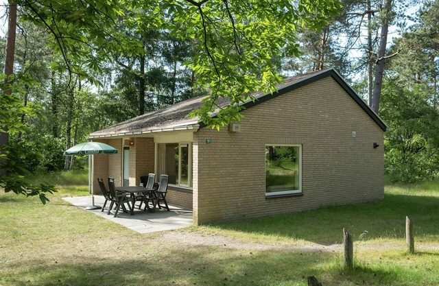 6-person bungalow in the holiday park Landal Rabbit Hill