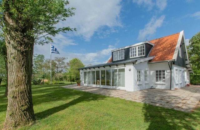 6-person detached country house in Hansweert