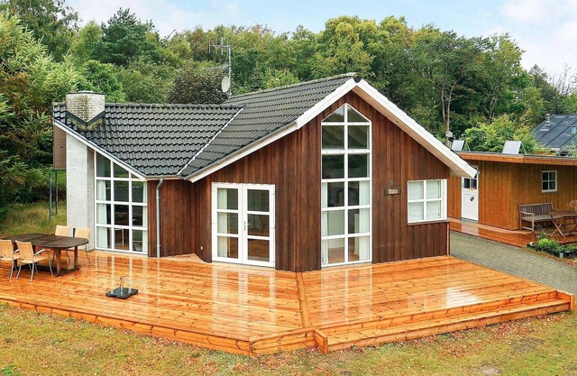 6 person holiday home in Frederikshavn-By Traum