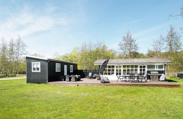 6 person holiday home in Store Fuglede