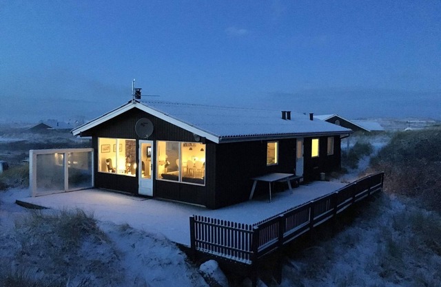 6 person holiday home in Hvide Sande