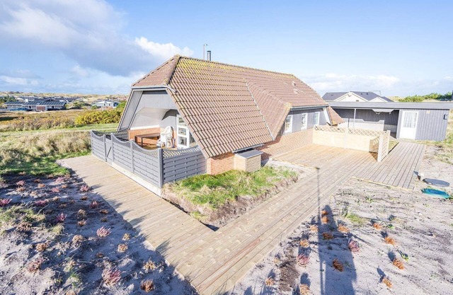 6 person holiday home in Hvide Sande
