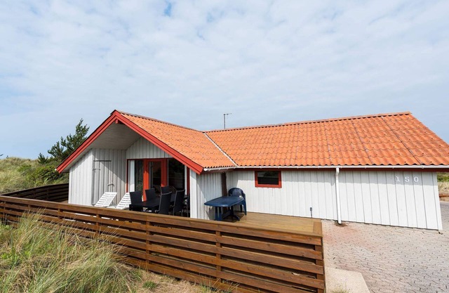 6 person holiday home in Hvide Sande