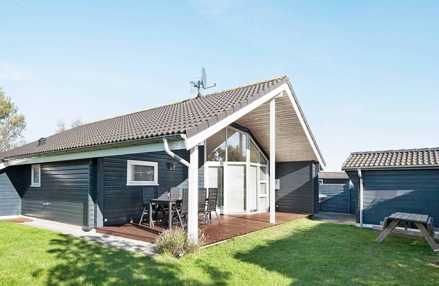 6 person holiday home in Juelsminde-By Traum