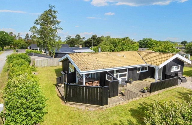 6 person holiday home in Juelsminde-By Traum