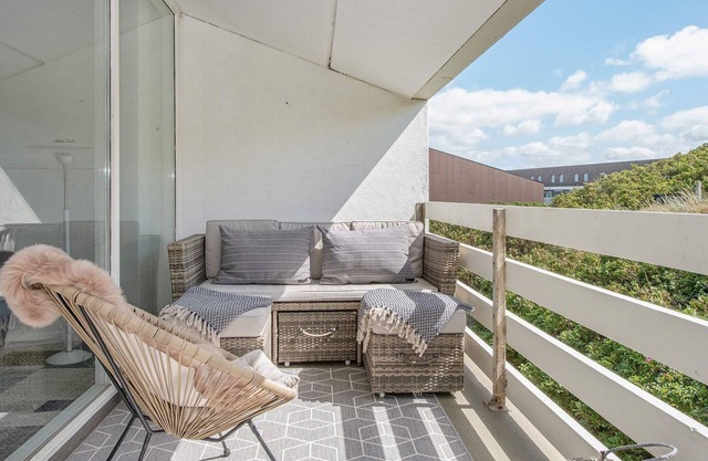 6 person holiday home in Ringkøbing-By Traum