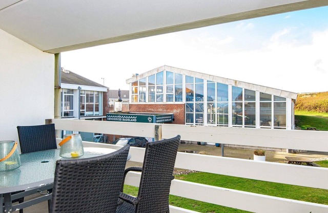 6 person holiday home in Ringkøbing-By Traum