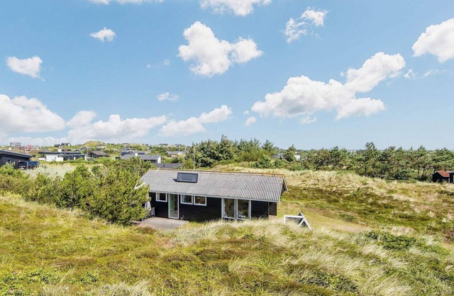 6 person holiday home in Ringkøbing-By Traum