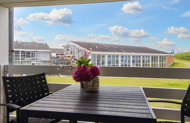 6 person holiday home in Ringkøbing-By Traum